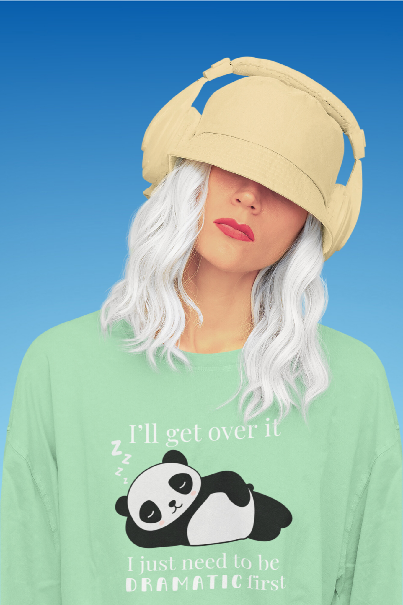 Dramatic Panda/ Arienai / Sage Green Unisex Oversize T-Shirt