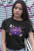 Taylor Swift / Anti-Social (Lyrics) Classic Fit T-shirt for Women